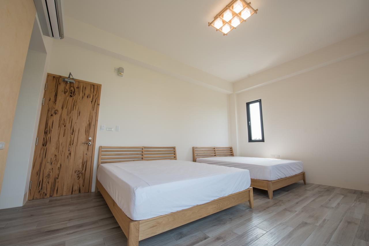 Here Homestay Zhongpu Bagian luar foto