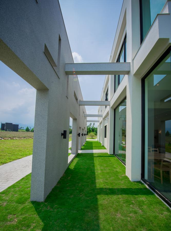 Here Homestay Zhongpu Bagian luar foto