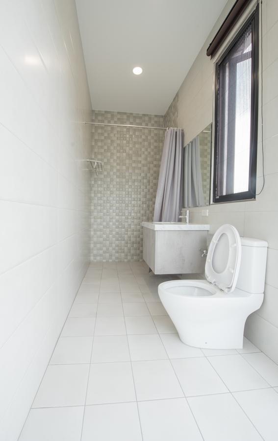 Here Homestay Zhongpu Bagian luar foto