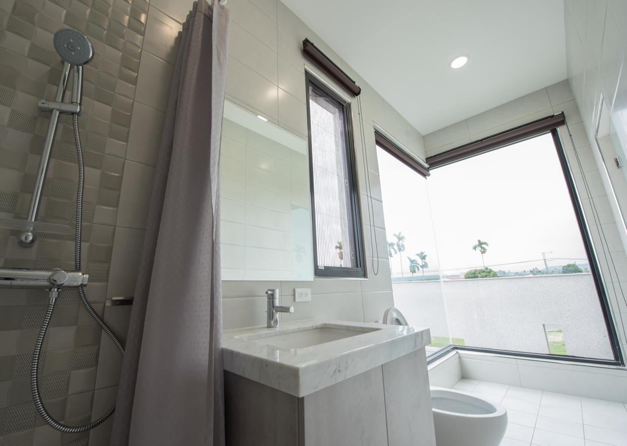 Here Homestay Zhongpu Bagian luar foto